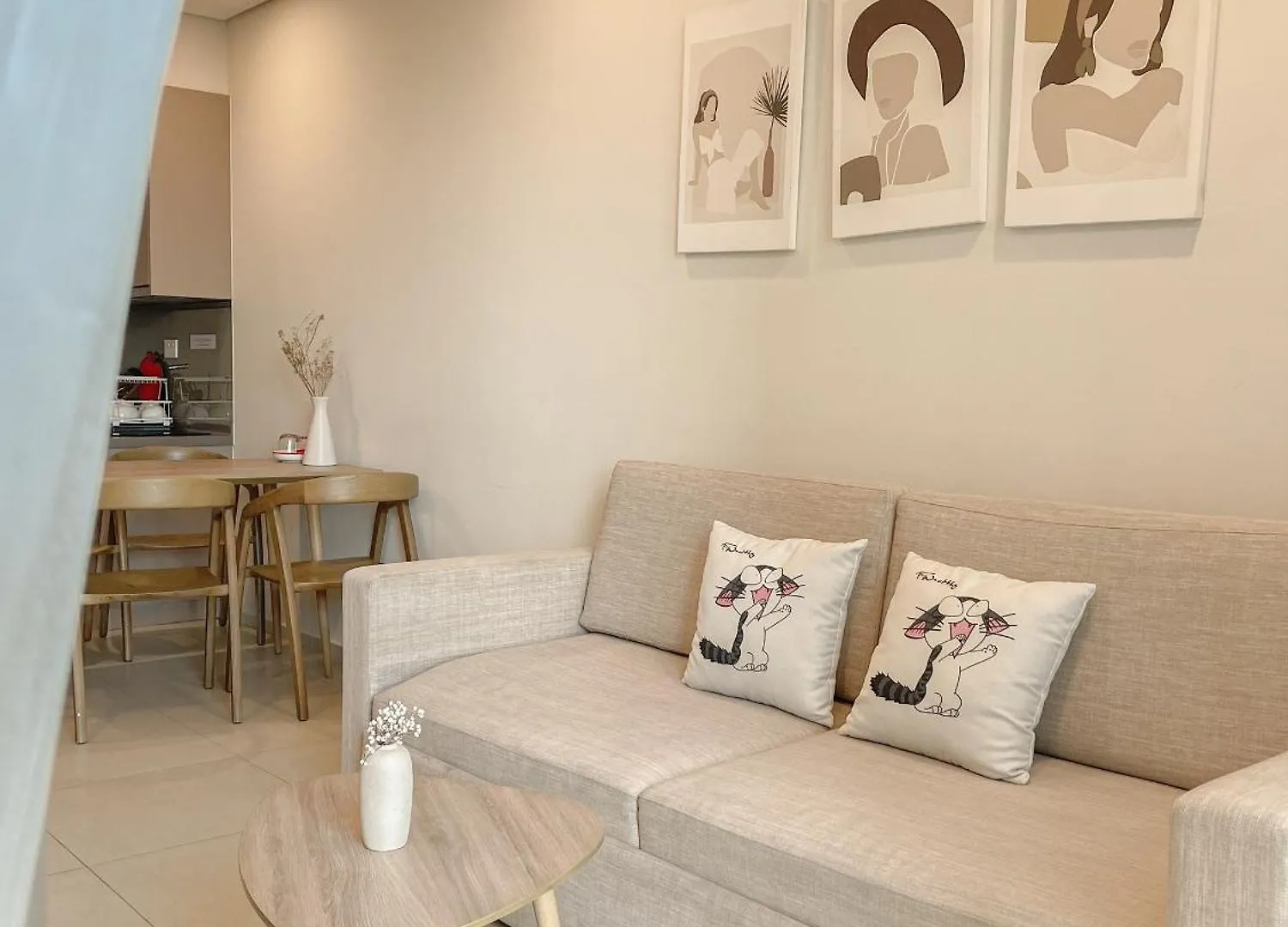 Leo House - The Song Building Apartment Vung Tau Vietnam